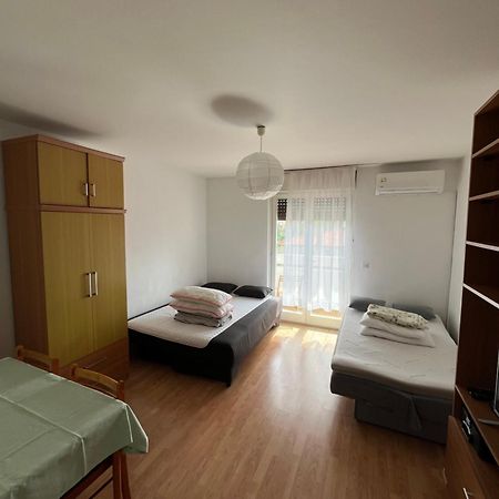 Apartman Niko プーラ エクステリア 写真